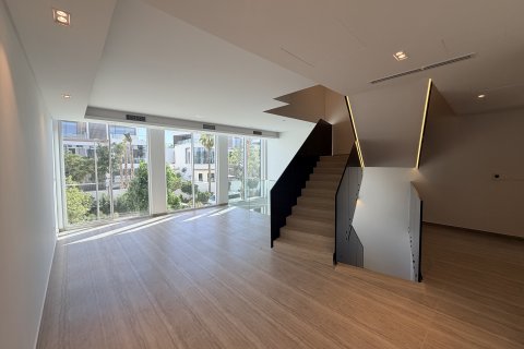 Vilë në Wadi Al Safa 3, Dubai, Emiratet e Bashkuara Arabe 4 dhoma gjumi, 457 m2. № 734191