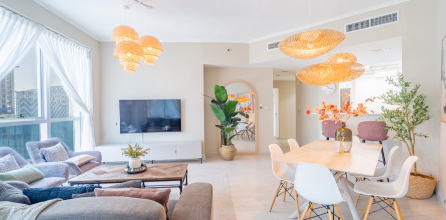 דירה ב Dubai Marina, Dubai, איחוד האמירויות 2 חדרי שינה, 117 מ"ר מספר 734187