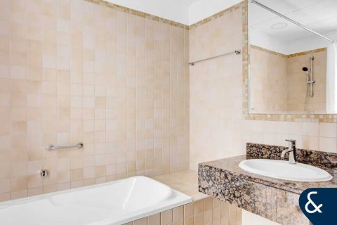 Apartament në Jumeirah Beach Residence, Dubai, Emiratet e Bashkuara Arabe 2 dhoma gjumi, 129 m2. № 666381 - Foto 12