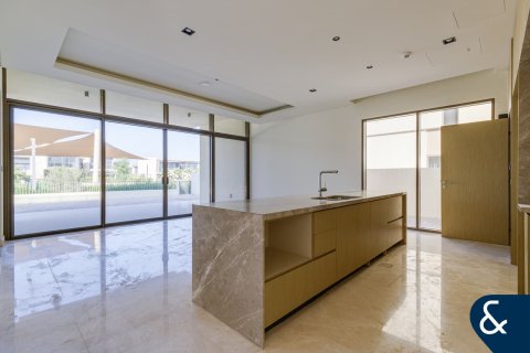 Villa in Dubai Hills Estate, Dubai, UAE 4 bedrooms, 476 sq.m. № 666385 - photo 13