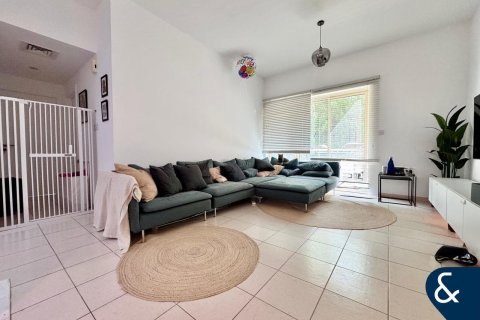 Apartman u gradu Greens, Dubai, UAE 2 spavaće sobe, 101 m2 Br. 666386 - Slika 3