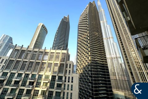 דירה למכירה ב Downtown Dubai (Downtown Burj Dubai), Dubai, איחוד האמירויות 1 חדר שינה, 74 מ"ר, מספר 666383 - תמונה 2