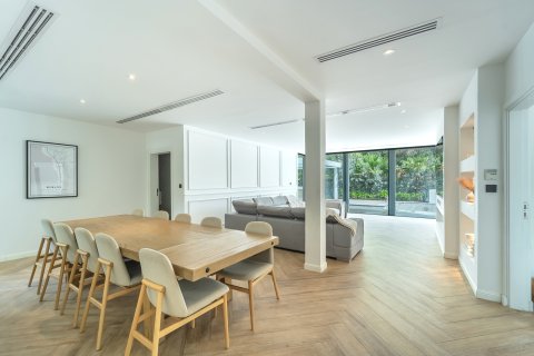 Vilă de vânzare în Dubai, EAU 5 dormitoare, 396 mp.  №701778 - poză 9