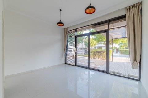 Huvila DAMAC Hills (Akoya by DAMAC), Dubai, Arabiemiraatit 5 makuuhuonetta, 452 m2 № 657986 - kuva 6