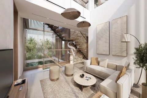 Dubai Land、Dubai、UAE にあるヴィラ販売中 5ベッドルーム、840 m2、No657988 - 写真 2