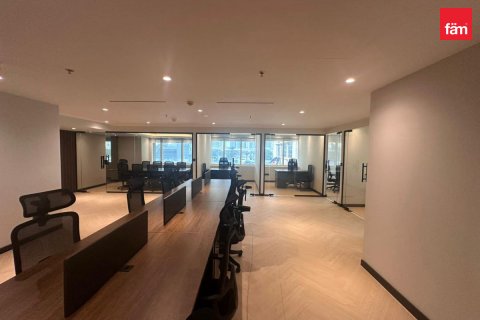 Üürile anda kontor asukohaga Dubai, AÜE: 108.7 m² Nr 732932 - pilt 2