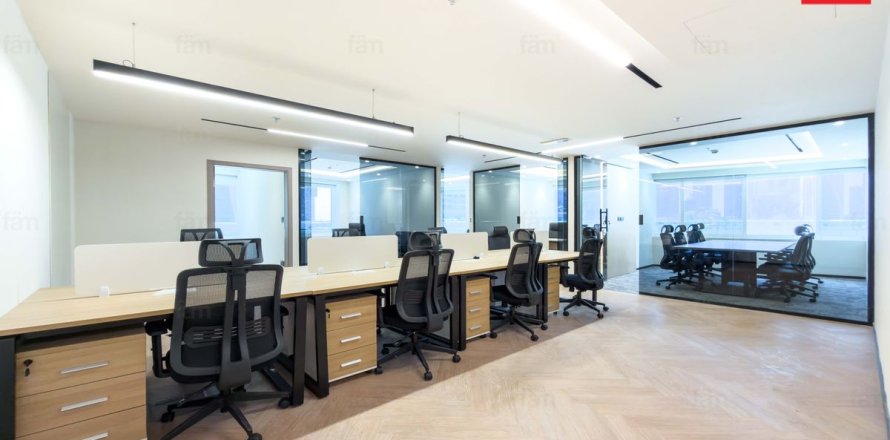 Bureau à Dubai, EAU: 108.7 m2 № 732932