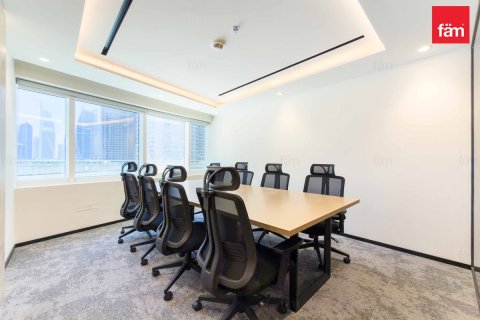 Bureau à louer à Dubai, EAU 108.7 m2 № 732932 - photo 14