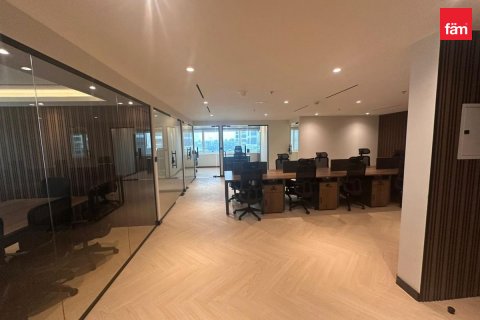 Üürile anda kontor asukohaga Dubai, AÜE: 108.7 m² Nr 732932 - pilt 11