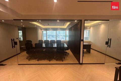 Üürile anda kontor asukohaga Dubai, AÜE: 108.7 m² Nr 732932 - pilt 9
