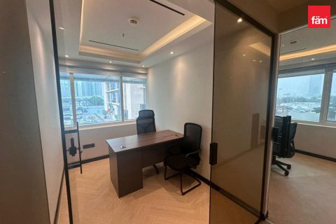 Üürile anda kontor asukohaga Dubai, AÜE: 108.7 m² Nr 732932 - pilt 7