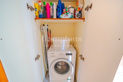 Apartment sa Greens, Dubai, UAE 2 silid-tulugan, 107.39586800 sq.m. № 721430 - larawan 7