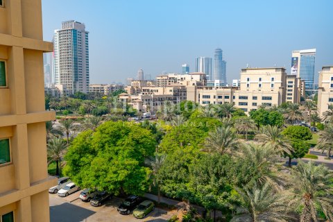 Apartment sa Greens, Dubai, UAE 2 silid-tulugan, 107.39586800 sq.m. № 721430 - larawan 8