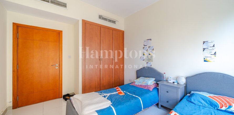 Apartment sa Greens, Dubai, UAE 2 silid-tulugan, 107.396 sq.m. № 721430