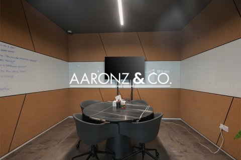 Oficiu de închiriat în Dubai Marina, Dubai, EAU 367 mp.  №680437 - poză 10