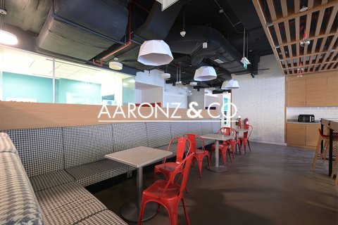משרד להשכרה ב Downtown Dubai (Downtown Burj Dubai), Dubai, איחוד האמירויות  539 מ"ר, מספר 680436 - תמונה 15