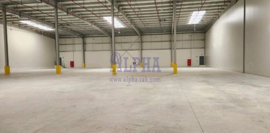 Warehouse in Ras Al Khaimah, UAE 999.9 sq.m. № 679633