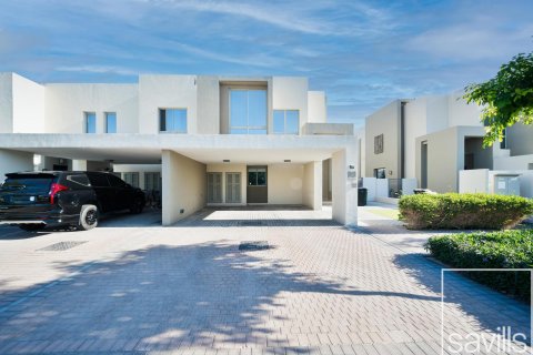 Radový dom v Arabian Ranches 2, Dubai, SAE 4 spálne, 274 m2 č. 680987 - Fotografia 25