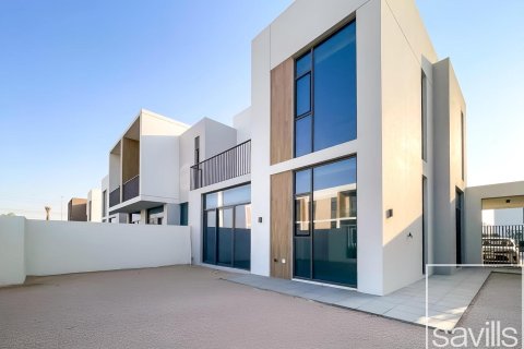 Ridamaja asukohaga Arabian Ranches 3, Dubai, AÜE: 4 magamistoaga, 235 m² Nr 680875