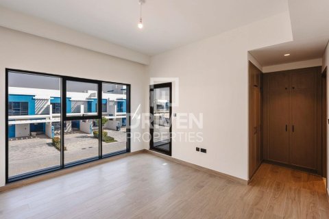 Townhouse de închiriat în Damac Lagoons, Dubai, EAU 3 dormitoare, 144 mp.  №756908 - poză 5