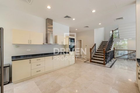 The Villa、Dubai、UAE にあるヴィラの賃貸物件 5ベッドルーム、561.04 m2、No756907 - 写真 6