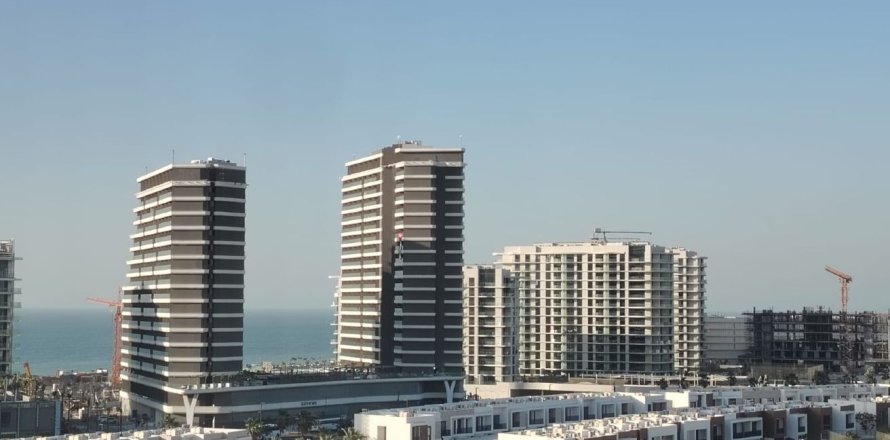 Квартира в Рас-эль-Хайма, ОАЕ 1 спальня, 73м2 № 734652