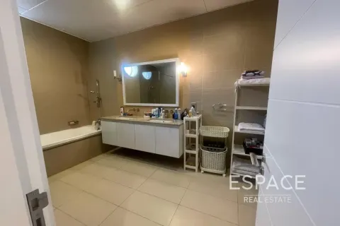 Appartement te huur in Palm Jumeirah, Dubai, VAE 3 slaapkamers, 222 vr.m., nr 738300 - foto 10