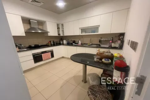 Appartement te huur in Palm Jumeirah, Dubai, VAE 3 slaapkamers, 222 vr.m., nr 738300 - foto 13