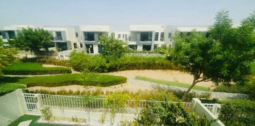 Таунхаус в Дубай Хилс Эстейт, ОАЭ 4 спальни, 281.1м2 № 652459