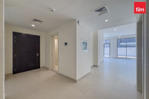 Villa te huur in Dubai, VAE 5 slaapkamers, 373.1 vr.m., nr 652457 - foto 10