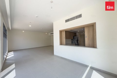 Villa te huur in Dubai, VAE 5 slaapkamers, 373.1 vr.m., nr 652457 - foto 3