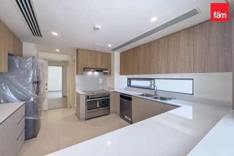 Villa te huur in Dubai, VAE 5 slaapkamers, 373.1 vr.m., nr 652457 - foto 9