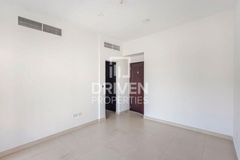 טאונהאוס למכירה ב Dubai Land, Dubai, איחוד האמירויות 3 חדרי שינה, 174 מ"ר, מספר 653682 - תמונה 4