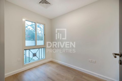 Huvila Al Barsha, Dubai, Arabiemiraatit 4 makuuhuonetta, 339 m2 № 654935 - kuva 3