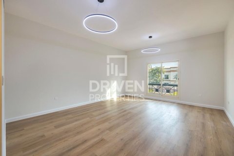 Huvila Al Barsha, Dubai, Arabiemiraatit 4 makuuhuonetta, 339 m2 № 654935 - kuva 22