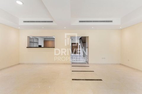 Βίλα σε Al Furjan, Dubai, ΗΑΕ 3 υπνοδωμάτια, 224 τ.μ. Αρ. 654938 - φωτογραφία 2