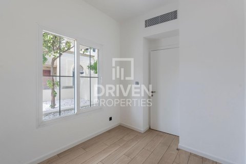 Villa te huur in The Springs, Dubai, VAE 3 slaapkamers, 209 vr.m., nr 654940 - foto 17