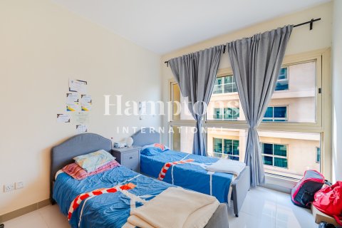 Apartment in Greens, Dubai, UAE 2 bedrooms, 107.43024211 sq.m. № 650852 - photo 12
