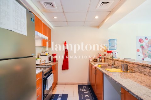 Apartment in Greens, Dubai, UAE 2 bedrooms, 107.43024211 sq.m. № 650852 - photo 3