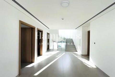 Villa en alquiler en Arabian Ranches 3, Dubai, EAU 4 dormitorios, 549.79995400 m2 № 650853 - foto 19