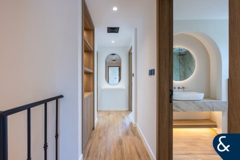 Villa te koop in The Springs, Dubai, VAE 4 slaapkamers, 210 vr.m., nr 671107 - foto 27