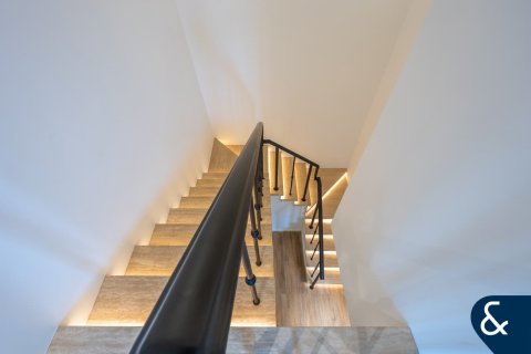 Villa te koop in The Springs, Dubai, VAE 4 slaapkamers, 210 vr.m., nr 671107 - foto 29