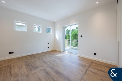 Villa te koop in The Springs, Dubai, VAE 4 slaapkamers, 210 vr.m., nr 671107 - foto 19