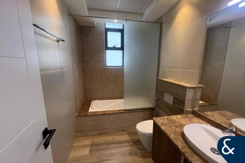 Villa itt: Al Furjan, Dubai, EAE, 5 hálószoba, 465 m², azonosító: 671118 - fénykép 7