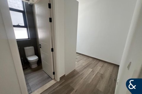 Villa itt: Al Furjan, Dubai, EAE, 5 hálószoba, 465 m², azonosító: 671118 - fénykép 22