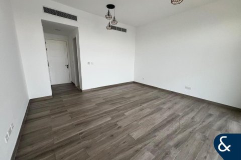 Villa itt: Al Furjan, Dubai, EAE, 5 hálószoba, 465 m², azonosító: 671118 - fénykép 9