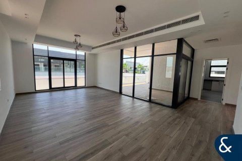 Villa itt: Al Furjan, Dubai, EAE, 5 hálószoba, 465 m², azonosító: 671118 - fénykép 2