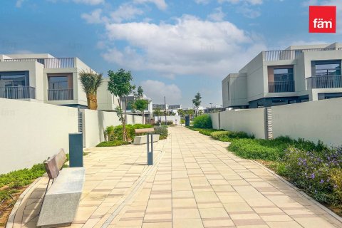 Vila di Dubai, UAE 4 bilik tidur, 338.6 meter persegi № 638187 - foto 26