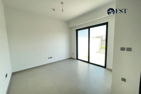 Řadový dům v Arabian Ranches 2, Dubai, SAE 3 ložnice, 168 m² Č.: 564099 - fotografie 1
