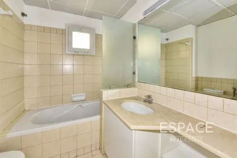 ویلا برای اجاره در Meadows، Dubai، امارات متحده عربی 5 خوابه ، 353 متر مربع ، شماره 738453 - تصویر 11